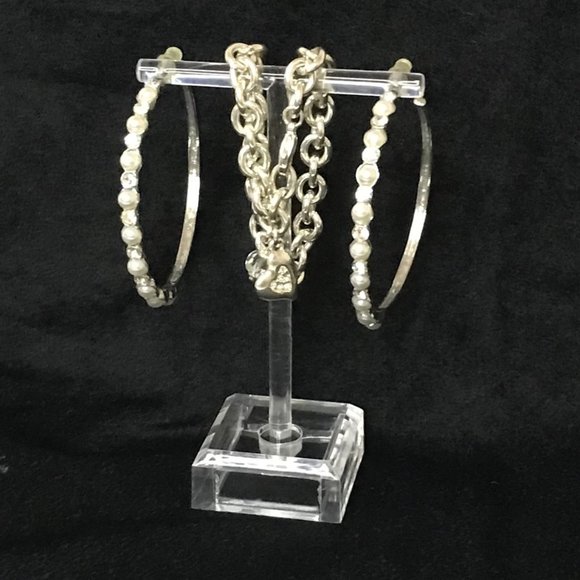 Silver Tone Hoop Earring & Bracelet Set - Picture 2 of 10